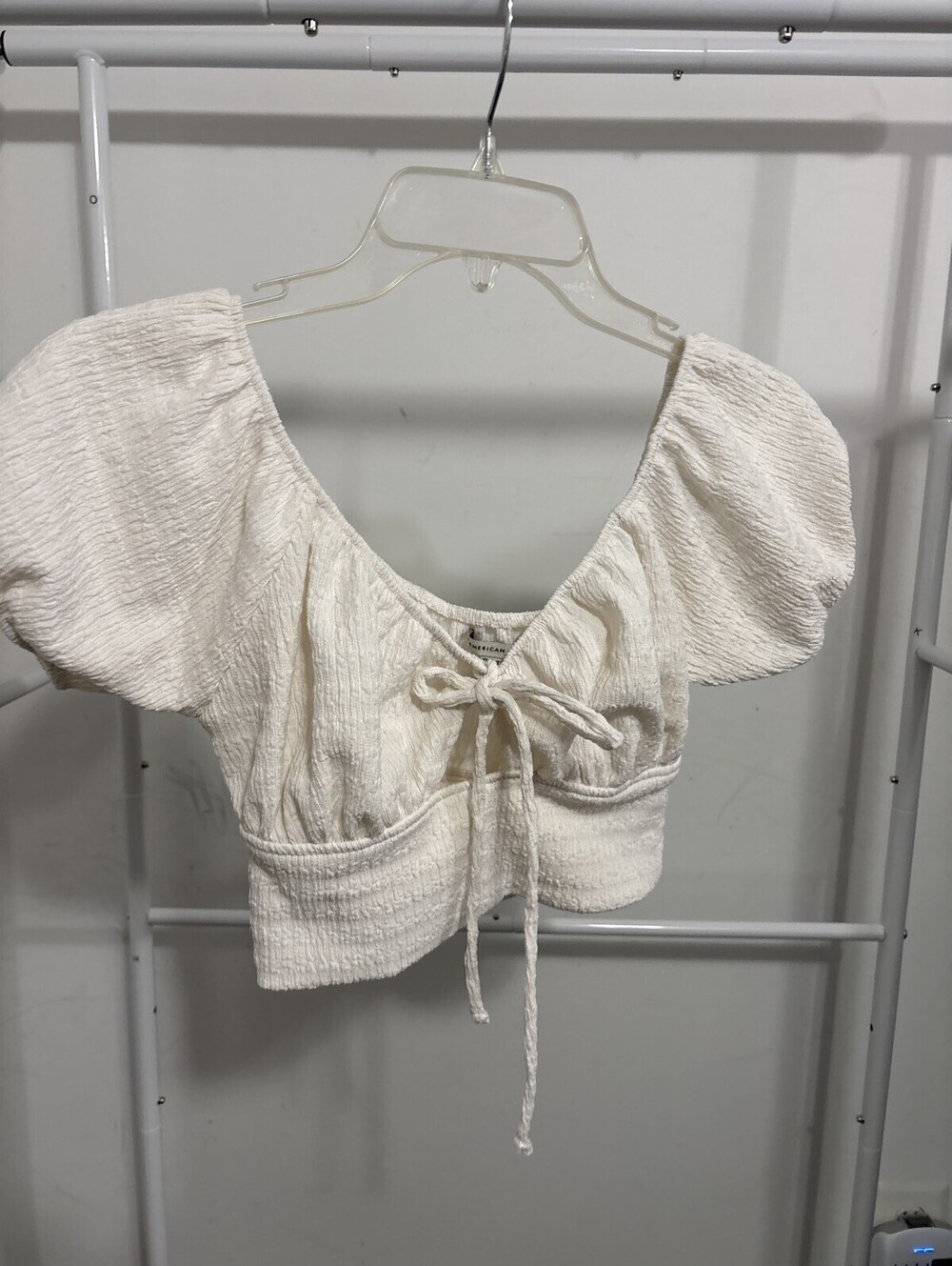 American Eagle Textured Cropped Short Sleeve Puff Tie Womens XS Excellent Cond